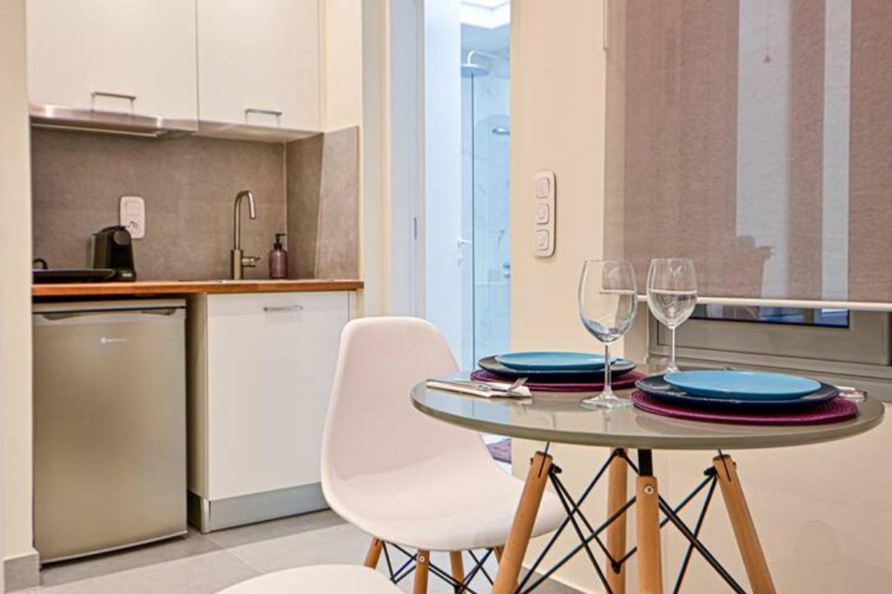 Walk To Syntagma,From A Prime-Location, Luxury Apt Афины Экстерьер фото
